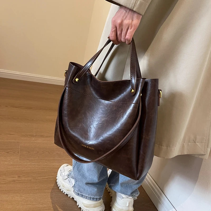 Ursula™ | Elegante Ledertasche mit zwei Riemen