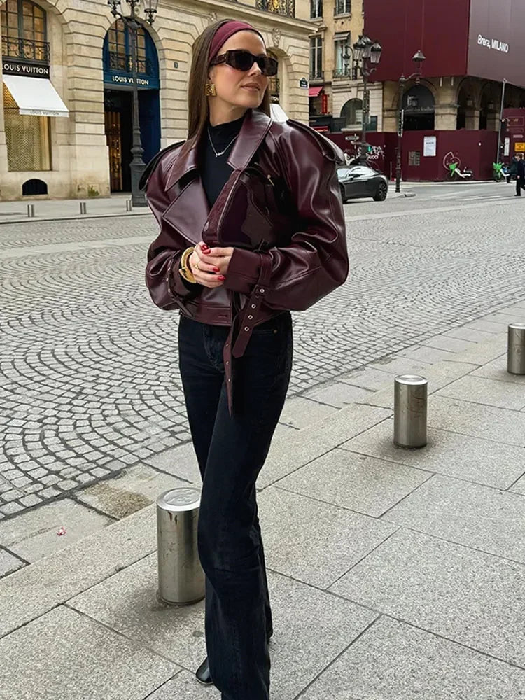 Kallan™ | Plüsch Burgundy Übergroße Jacke mit Gürtel