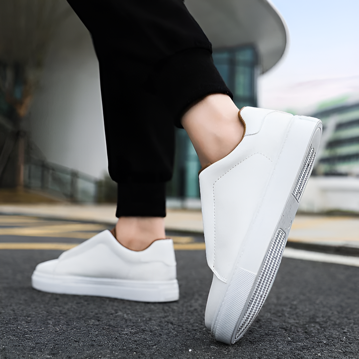 Joros | Elegante Slip-On-Sneaker mit Kontrastdetails